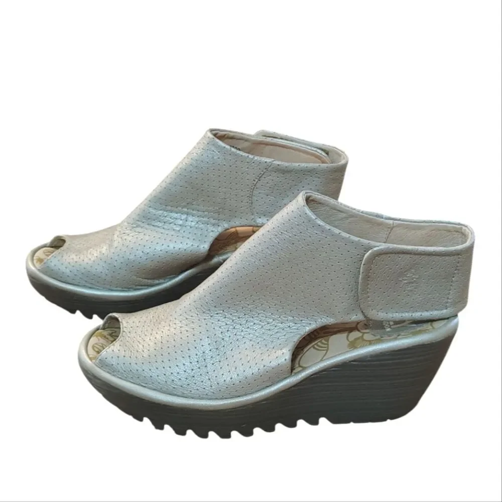 FLY London Yahl Wedge Open Toe Sandals Size 38 Silver 7 1/2 8